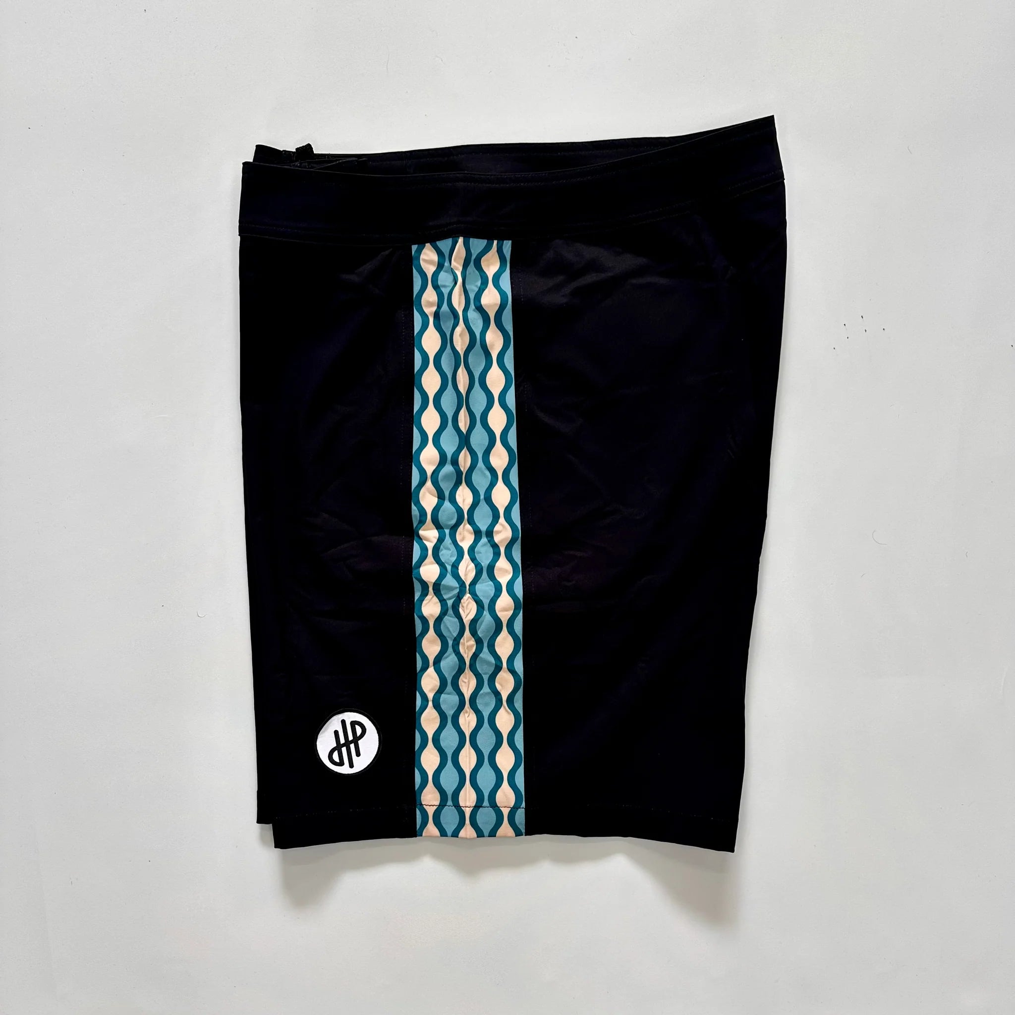 No Wave Boardshorts 19" by HandPicked