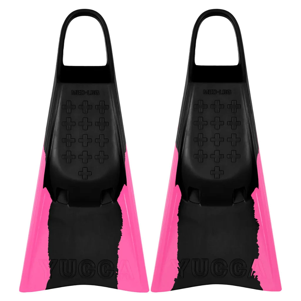 Squinty Super Flex Long Blade Fins by Yucca